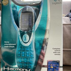 Electronic Smart remote w charging doc